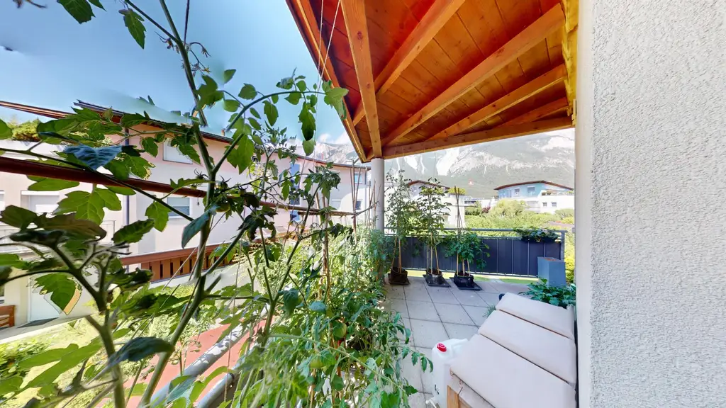 Platz für Leben und Leichtigkeit – Moderne 4-Zimmer Wohnung mit Südterrasse und Wintergarten!