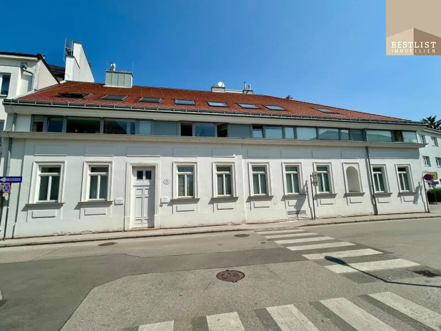 Top-Ordination in Baden für bis zu 3 Ärzte