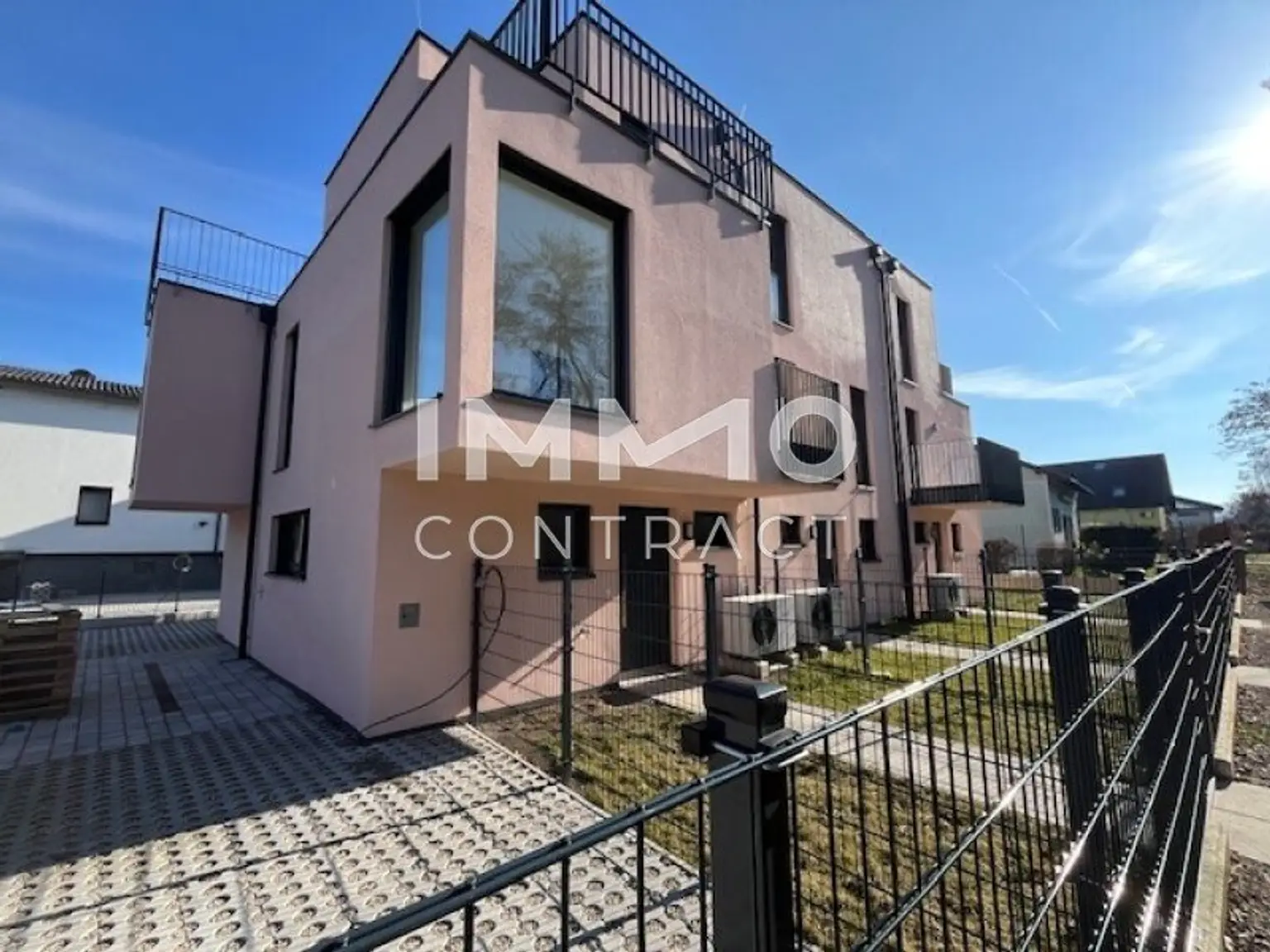 Erstbezug Genießen Sie Landleben und Stadtnähe