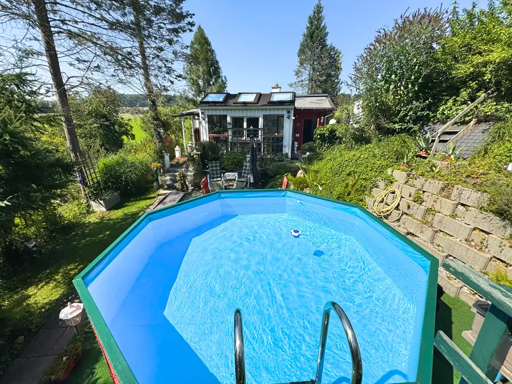 Idyllisches Einfamilienhaus im Grünland