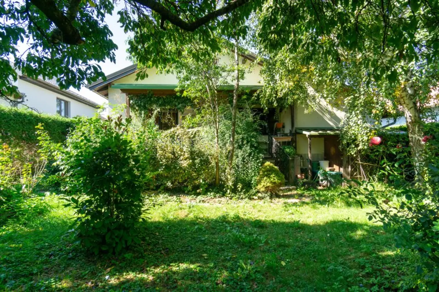 Raus aufs Land! Entzückendes Wohnhaus mit ebenem Garten bei Atzenbrugg