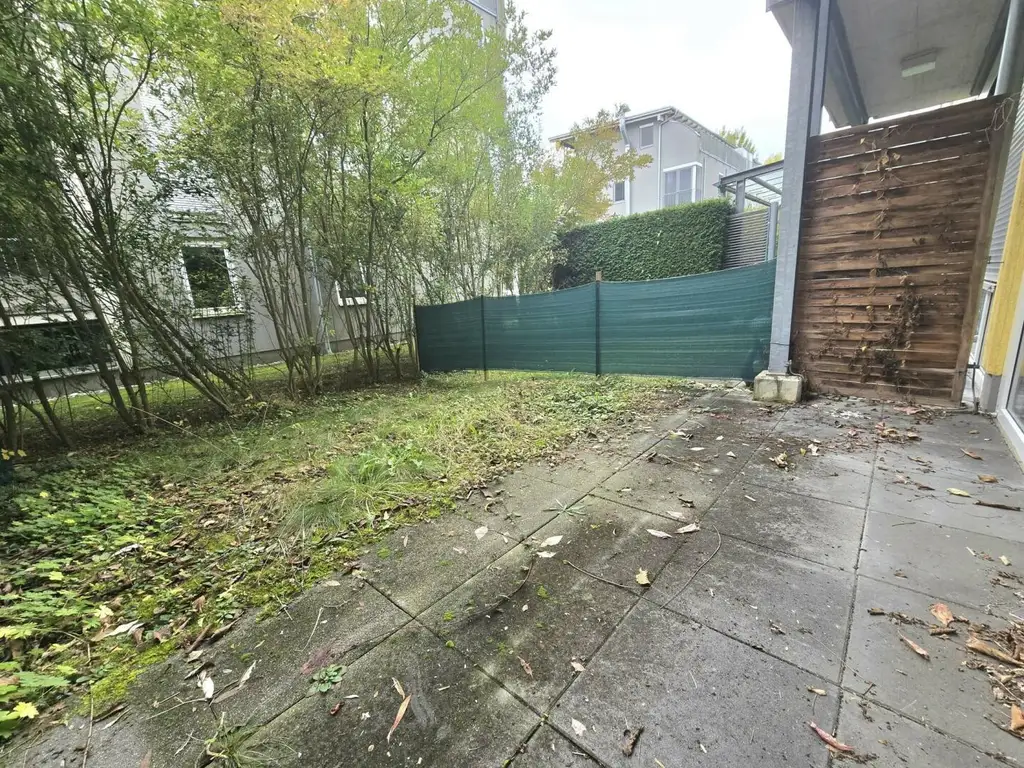 Entzückende Gartenwohnung mit Garagenplatz!