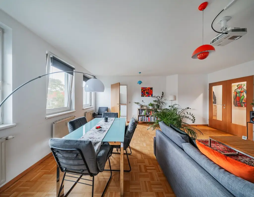 Jetzt investieren - später selbst verwirklichen: Maisonette mit Weitblick, Balkon & Wertsteigerungspotenzial im Herzen von Wieden