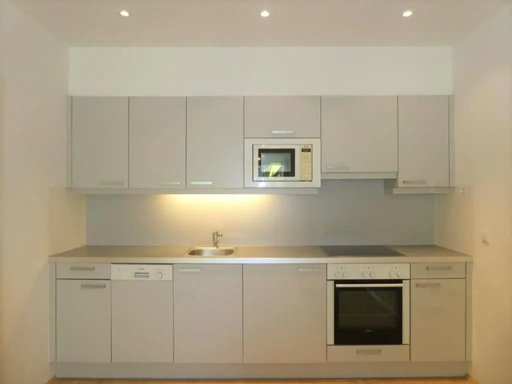 Kaiserstraße: Hofseitige, ruhige Neubauwohnung