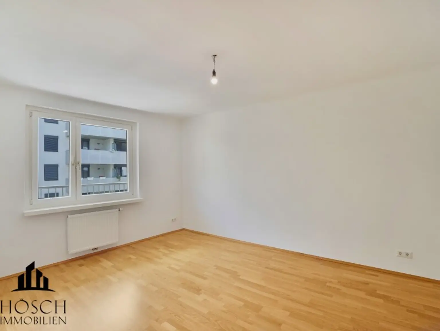 Helle, zentral begehbare 3-Zimmer-Wohnung mit Balkon in Toplage