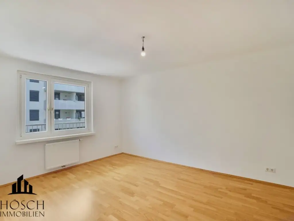 Helle, zentral begehbare 3-Zimmer-Wohnung mit Balkon in Toplage