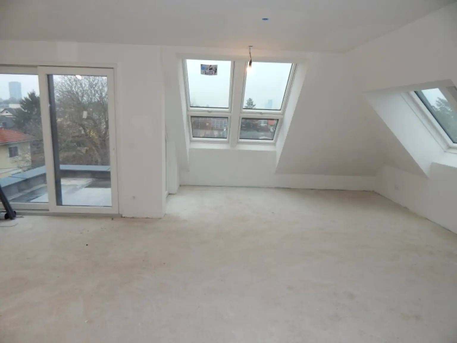 Mit dem Aufzug direkt in die Dachterrassenwohnung - Erstbezug nähe Mühlwasser