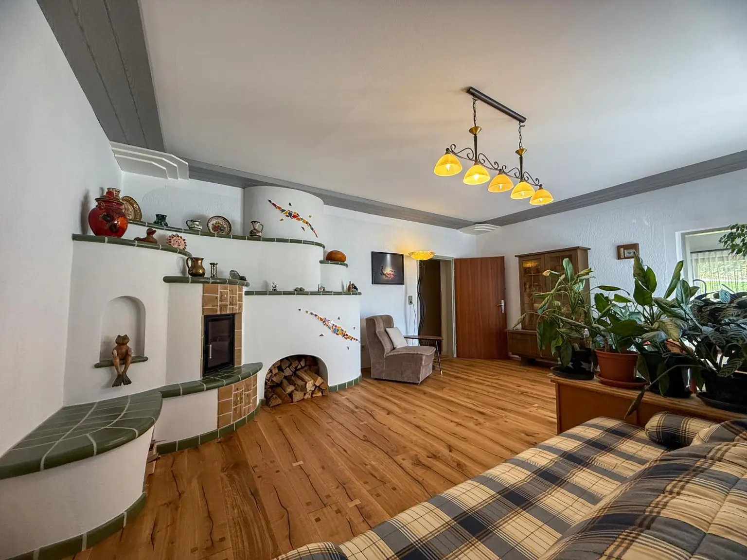 *** Wohlfühlhaus mit Kamin, Kachelofen, Gartenidylle und Ausblick von der Grillterrasse ***
