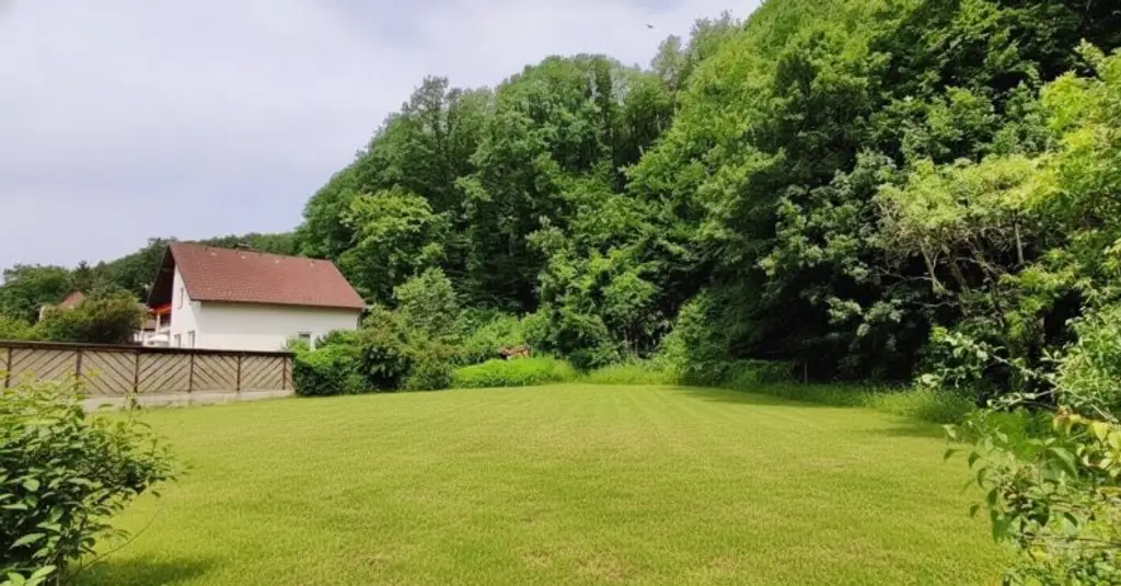 Villenbaugrund (aufgeschlossen!) mit 962 m² in Weidlinger Ruhelage