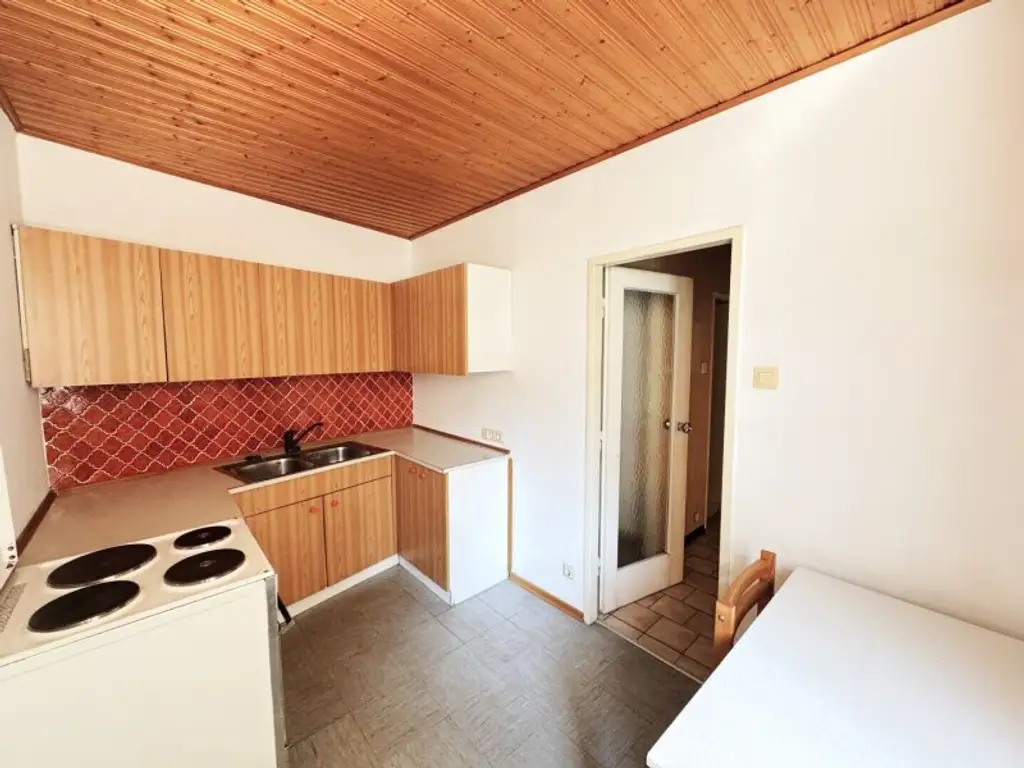 SONNENSCHEIN - 1 Zimmer mit Loggia direkt bei der U6