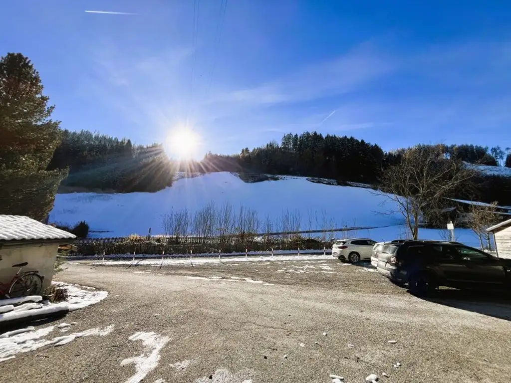 NAHE INNSBRUCK : Sonniges Baugrundstück mit ca. 430m² im GRÜNEN - PERFEKT für die ganze FAMILIE!