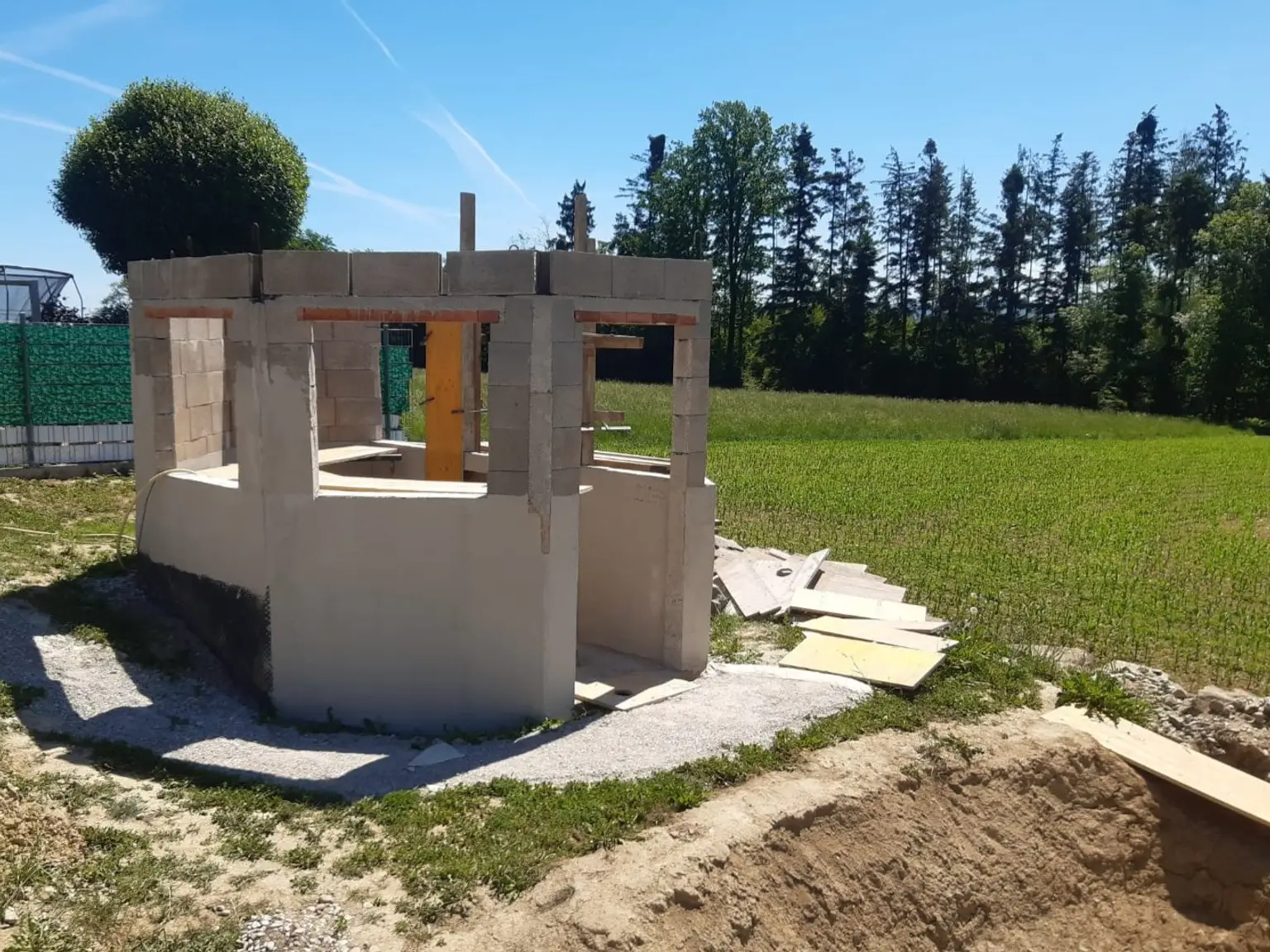 Garten-Pavillion mit unterirdischer Nutzwasser-Zisterne (in Bau)