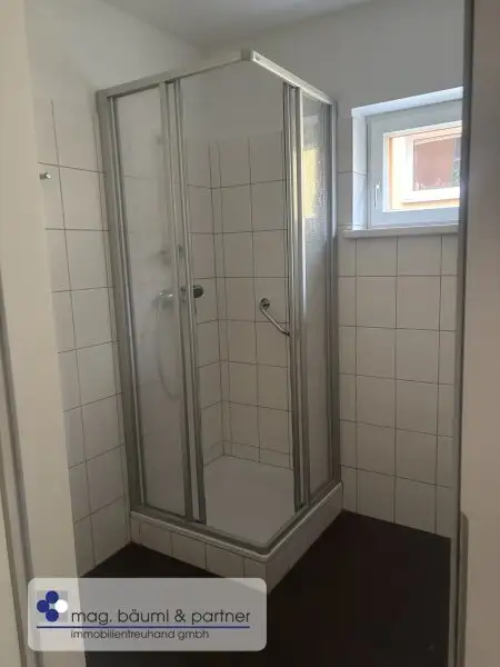 Wohnung mit Balkon und Wintergarten