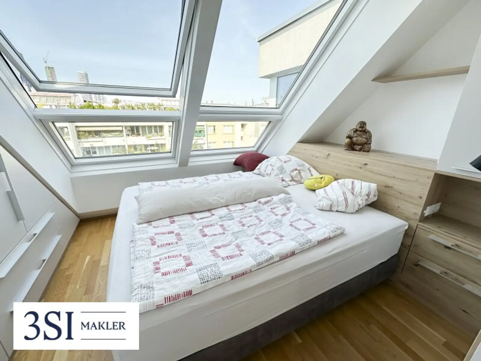 Dachterrassentraum - Einzigartiger Ausblick - Vollmöbliert - Gemeinschaftspool - in Bestlage des 2. Bezirks