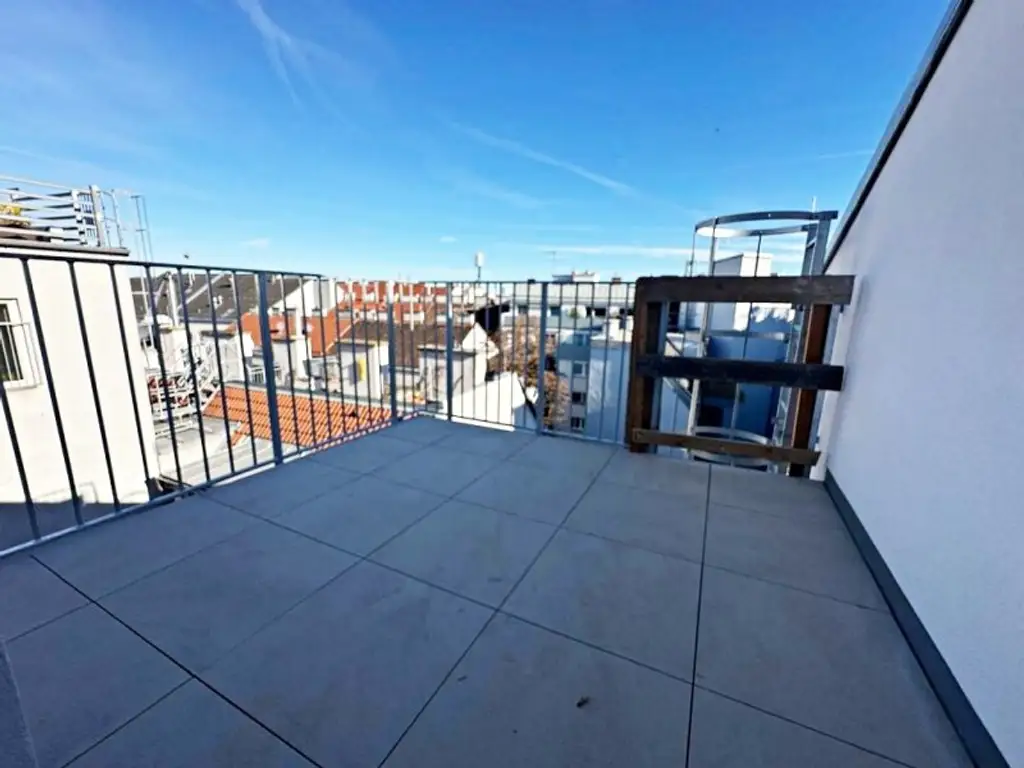 ERSTBEZUG, DACHGESCHOSS, klimatisierte 82 m2 Neubau mit Balkon, Wohnküche, 2 Zimmer, Wannenbad, Parketten, Augarten