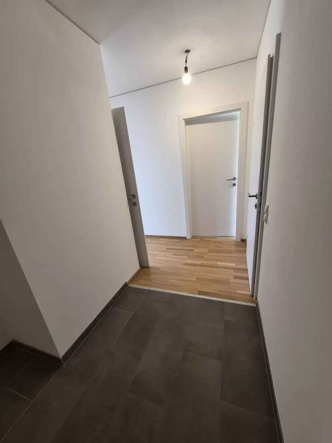 Neubau: Südostseitige ca. 76 m² 3-Zimmer-Wohnung mit Balkon