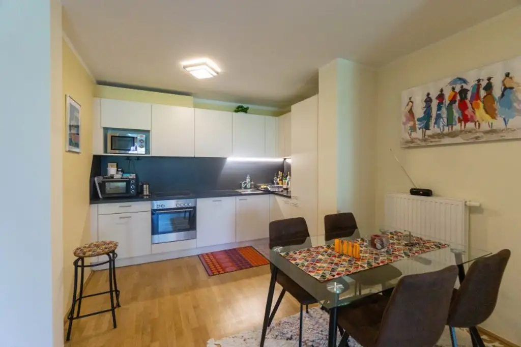 Entzückende 2-Zimmer-Wohnung mit 70 m² Garten in bester Penzinger Lage