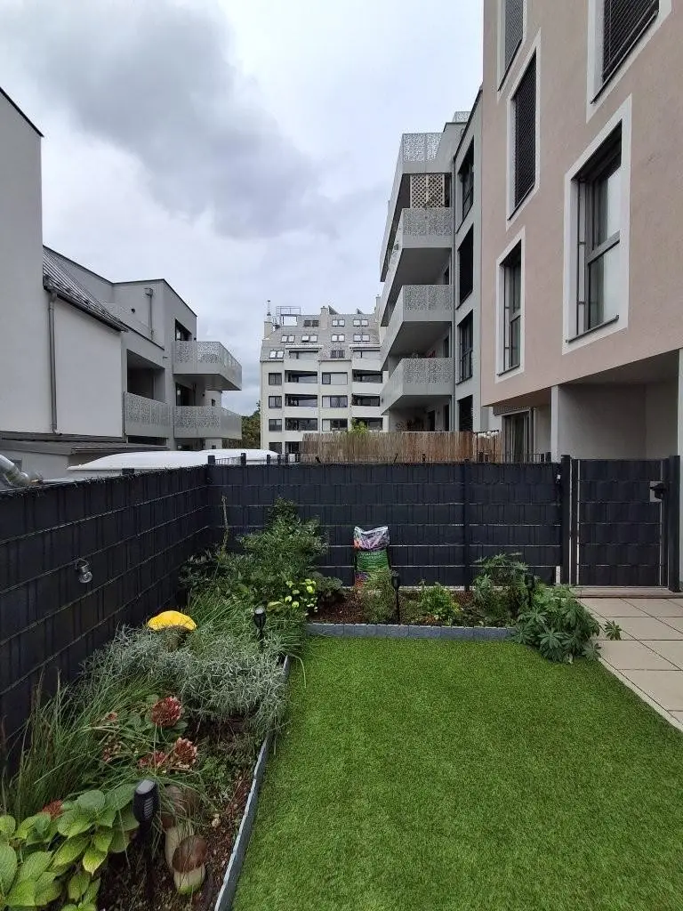 "Single-Hit! Neue vollausgestattete Garten-Wohnung mit PP nahe U1 DZ"