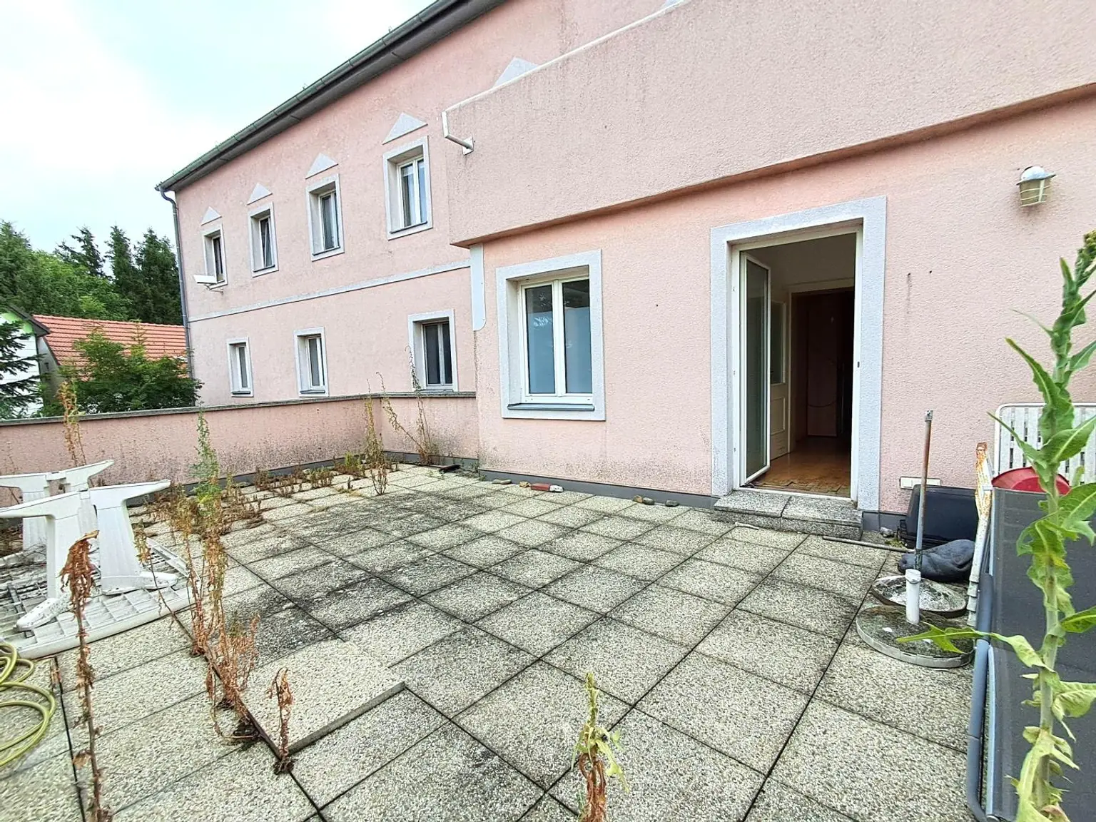 Hier wohnt der Anfang - renovierungsbedürftig mit Seele