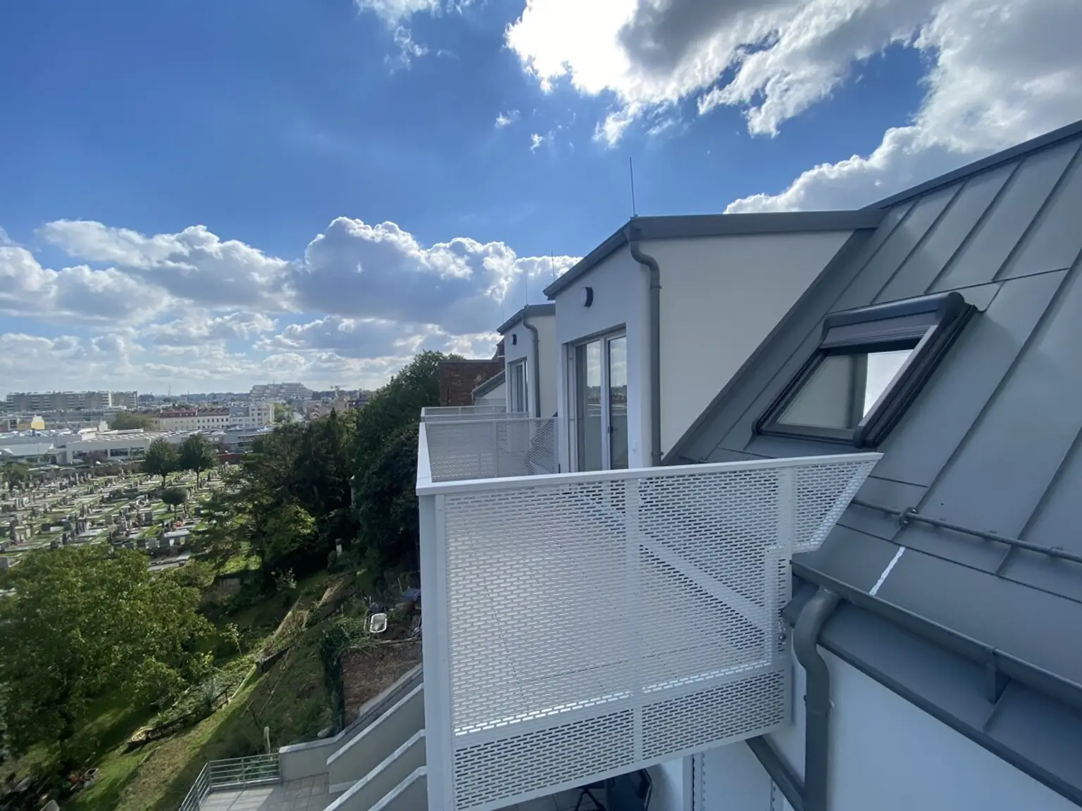 ERSTBEZUG Top Wohnung U3 2 Zimmer + Balkon - 1 bedroom apartment + balcony U3 = DAS LAURENZ=
