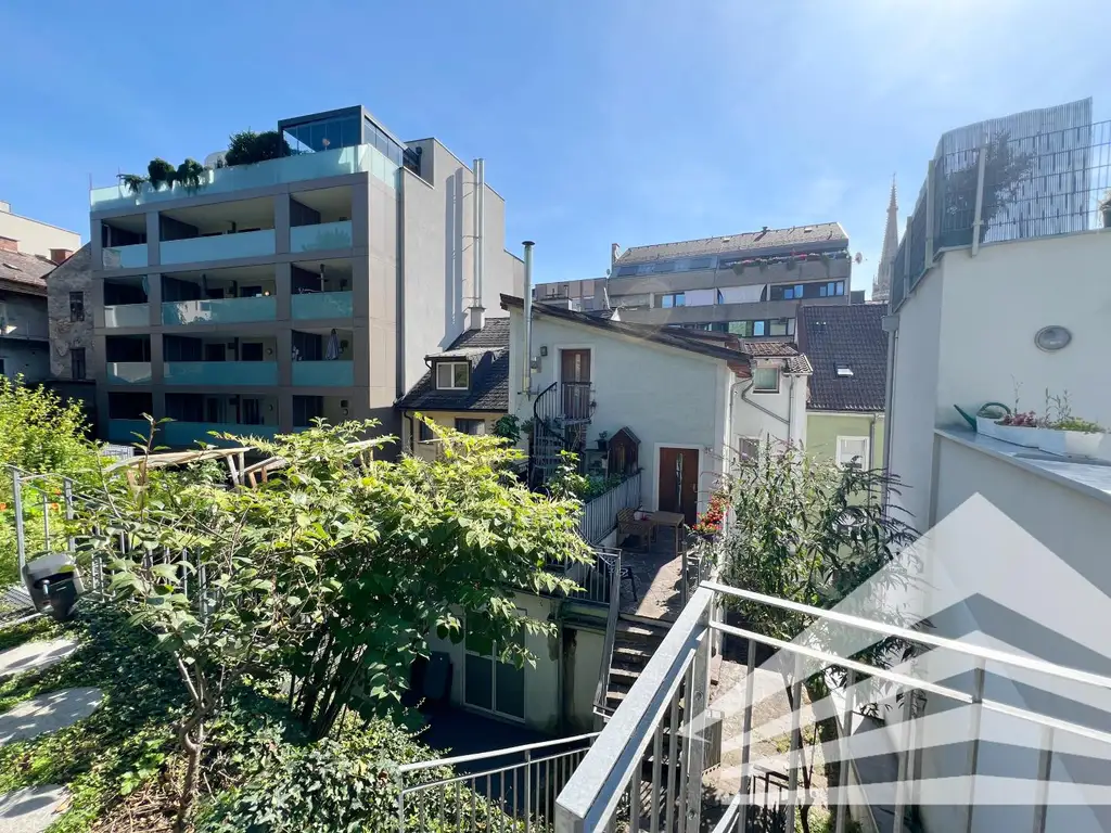 Charmante, gemütliche 2-Zimmer Gartenwohnung mit Terrasse im Linzer Stadtzentrum!
