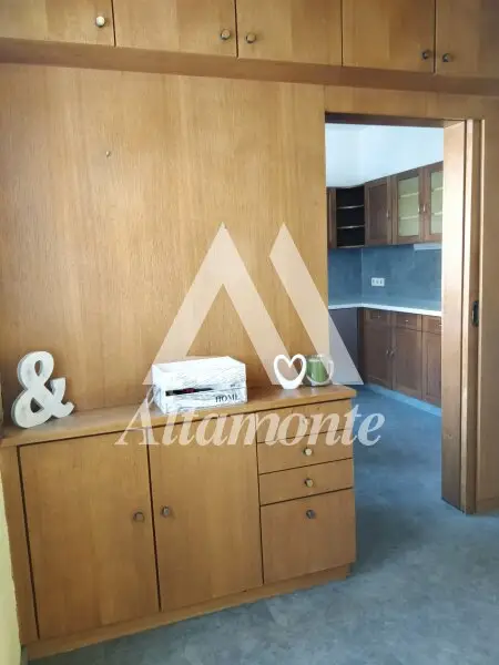 Helle 3-Zimmer-Wohnung im 3. Liftstock mit schöner Loggia - Nähe Augarten & Jakominiplatz, 8010 Graz