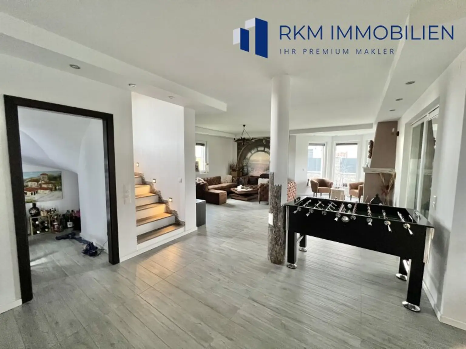 Luxuriöses Einfamilienhaus in Gerasdorf: 6 Zimmer, 207m², Terrasse & Balkone!