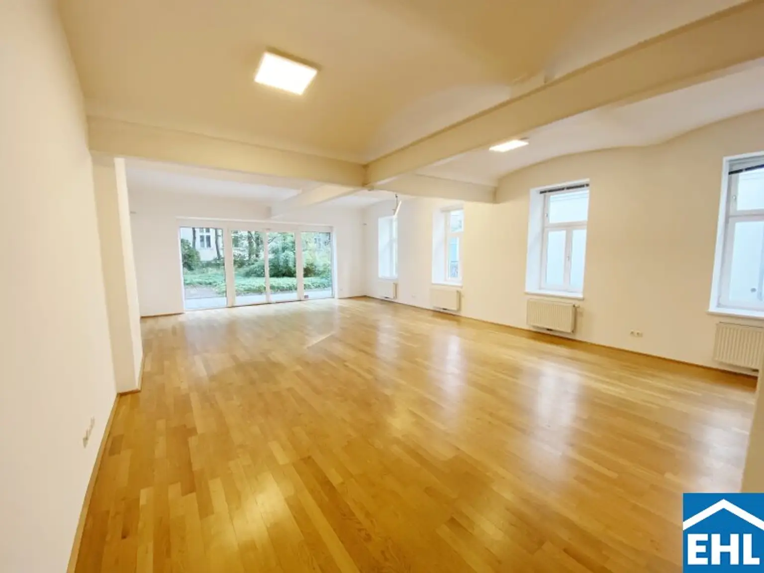Wohnzimmer 1.2
