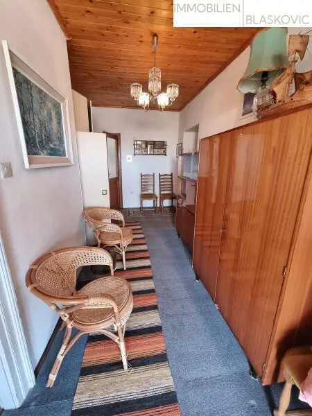 Steinhaus mit drei separaten Wohneinheiten und wunderbarem Meerblick - Kastelir-Labinci