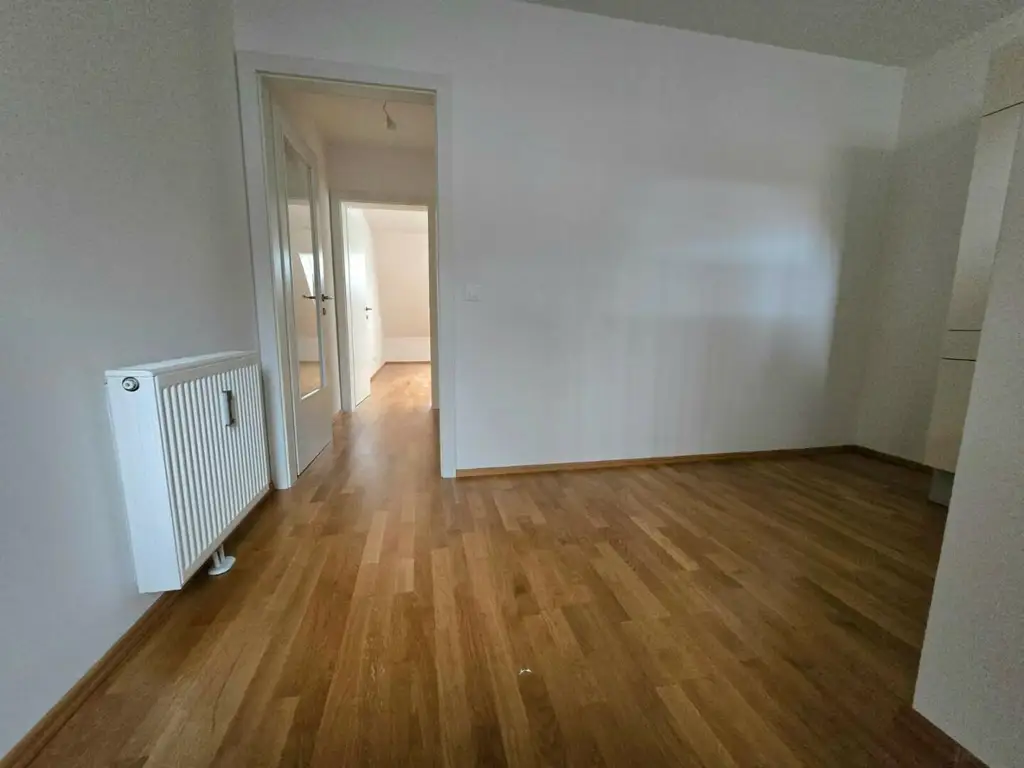 Helle und geräumige 1 Zimmer Wohnung am Südtirolerplatz!