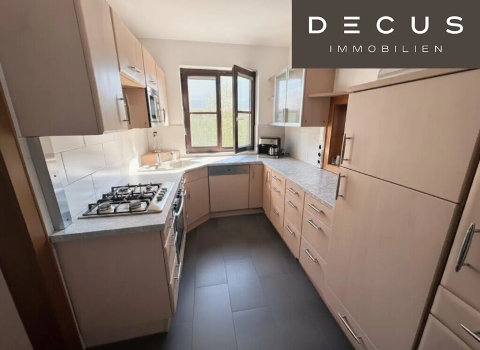 Gepflegtes Haus mit Garten, Pool und Wellness