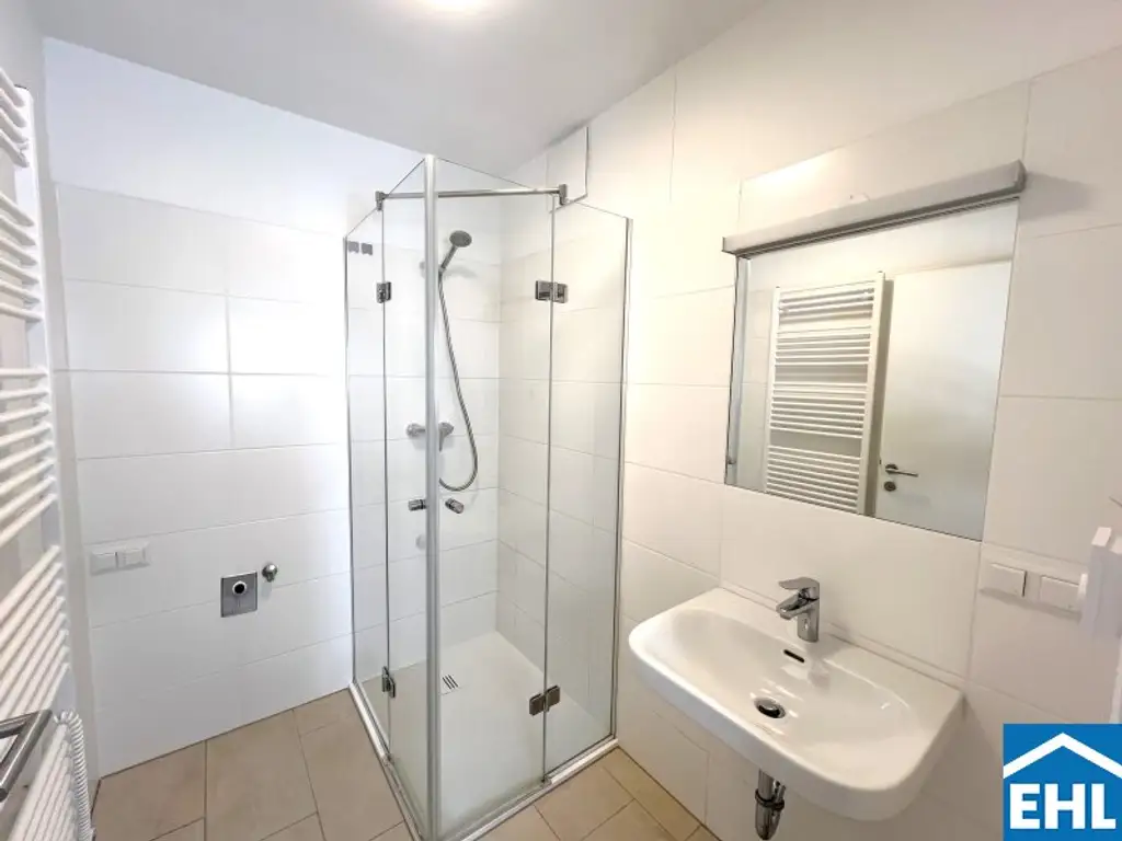 2-Zimmer Dachgeschoßwohnung mit großem Balkon! Nahe der Donauinsel