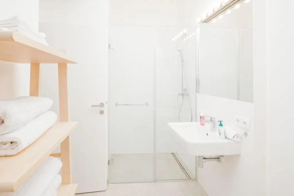 Einziehen & Wohlfühlen – vollmöblierte Neubauwohnung mit Top-Ausstattung ab 15.01.2026!