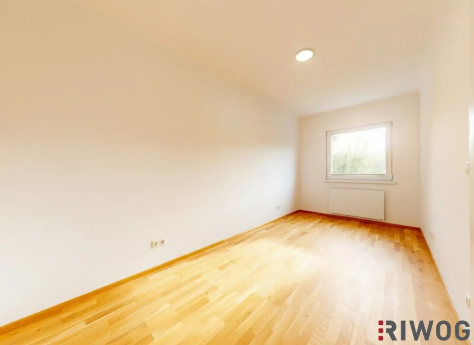 ERSTBEZUG nach Sanierung I 3-Zimmer Wohnung I Schöner Gemeinschaftsgarten I inkl. Tischler Küche mit Siemens Geräten