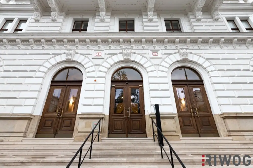 LUXUS-ALTBAUWOHNUNG am Börseplatz 1, 1010 Wien