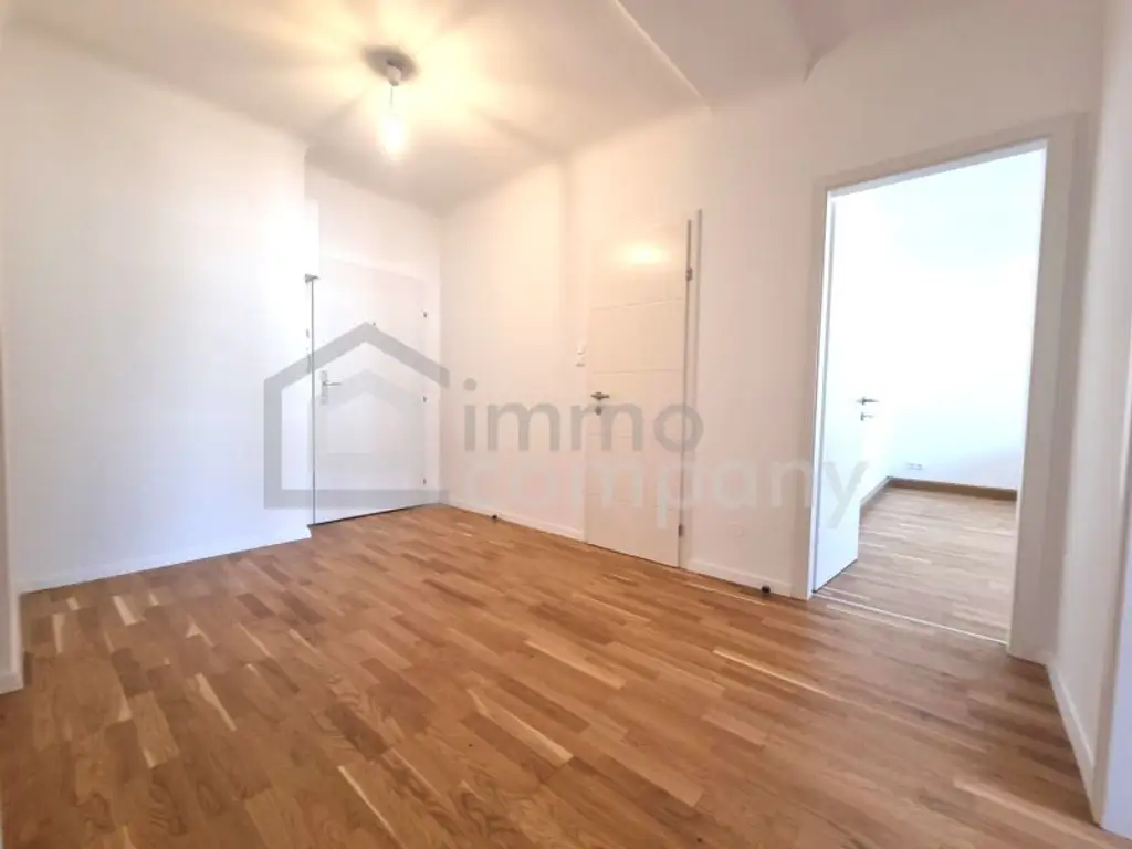 WUNDERSCHÖNE, RENOVIERTE 2-Zimmerwohnung mit PERFEKTER RAUMAUFTEILUNG