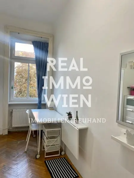 Hervorragende Anlage 5 Zimmer WG mit Stil im Gründerzeithaus
