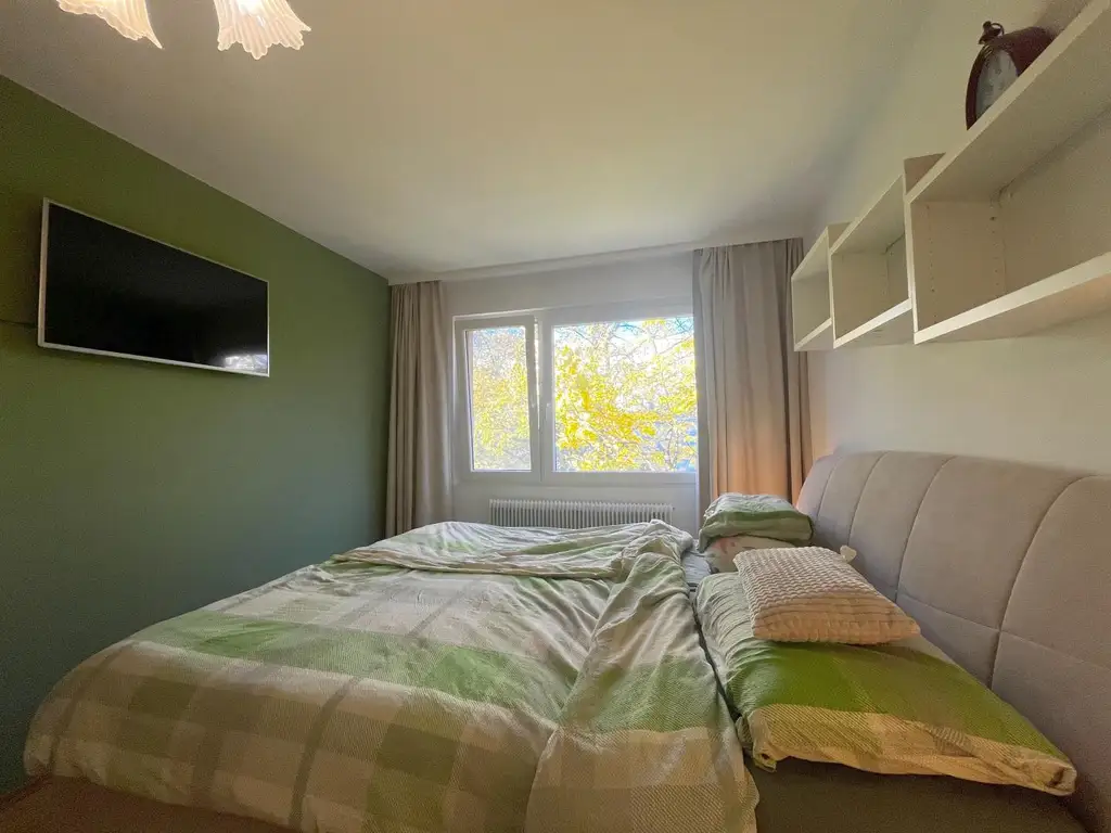 Sanierte 3-Zimmer-Neubauwohnung mit Loggia