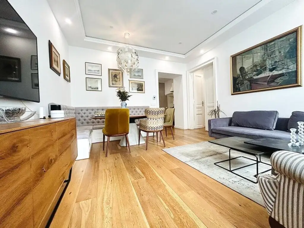 Wohnjuwel in Währing – Historischer Altbau trifft modernen Luxus | Exklusive 4-Zimmer-Residenz