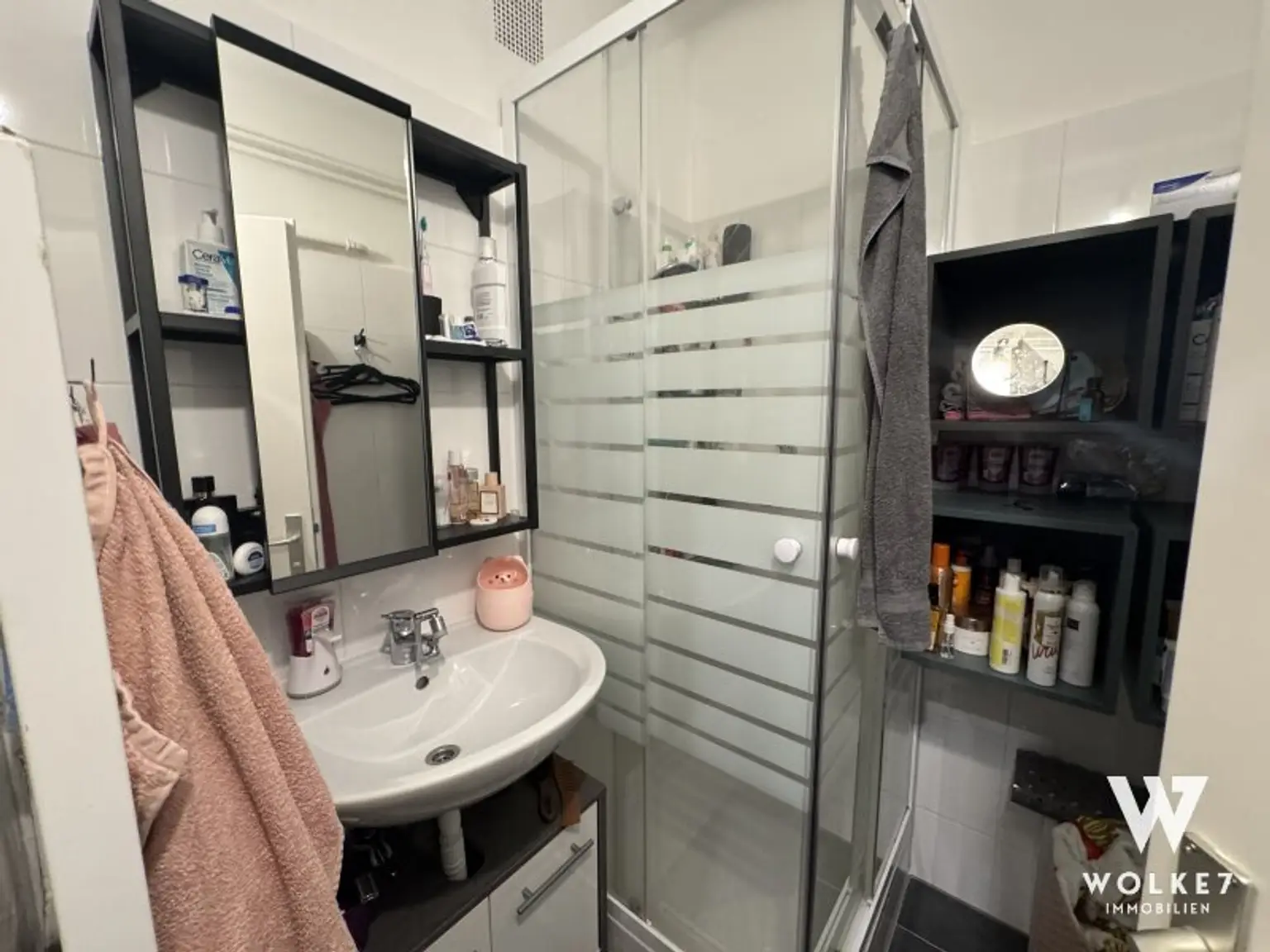 Ruhige, sanierte 3-Zimmer-Wohnung mit Balkon & Grünblick – ca. 81m² WNF | Klinik Hietzing | 1. Stock ohne Lift
