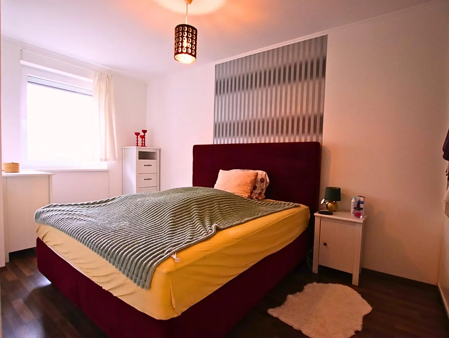 Schlafzimmer Ansicht 1