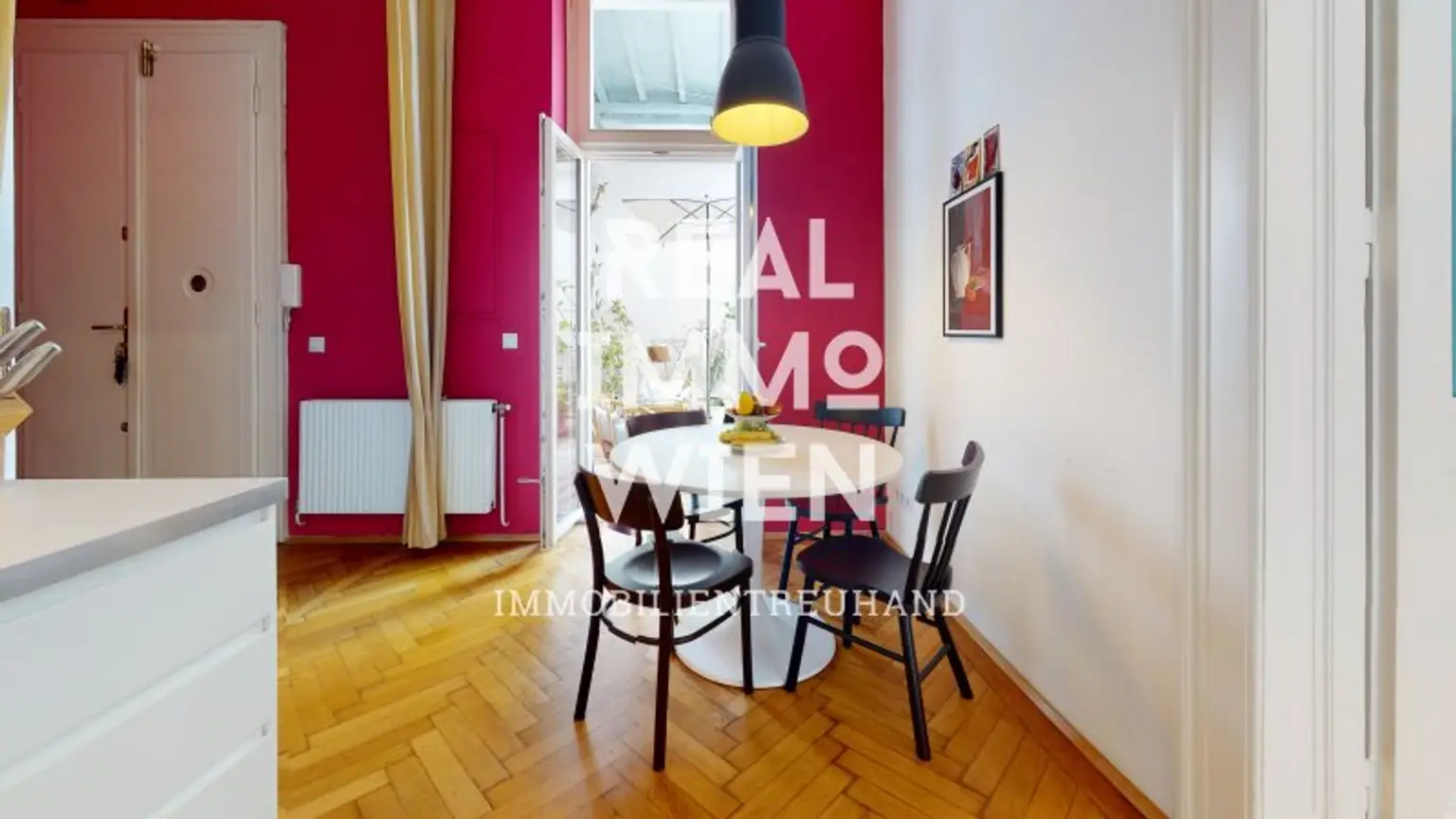 Schottenfeldgasse -  Wunderschöne Wohnung mit Balkon