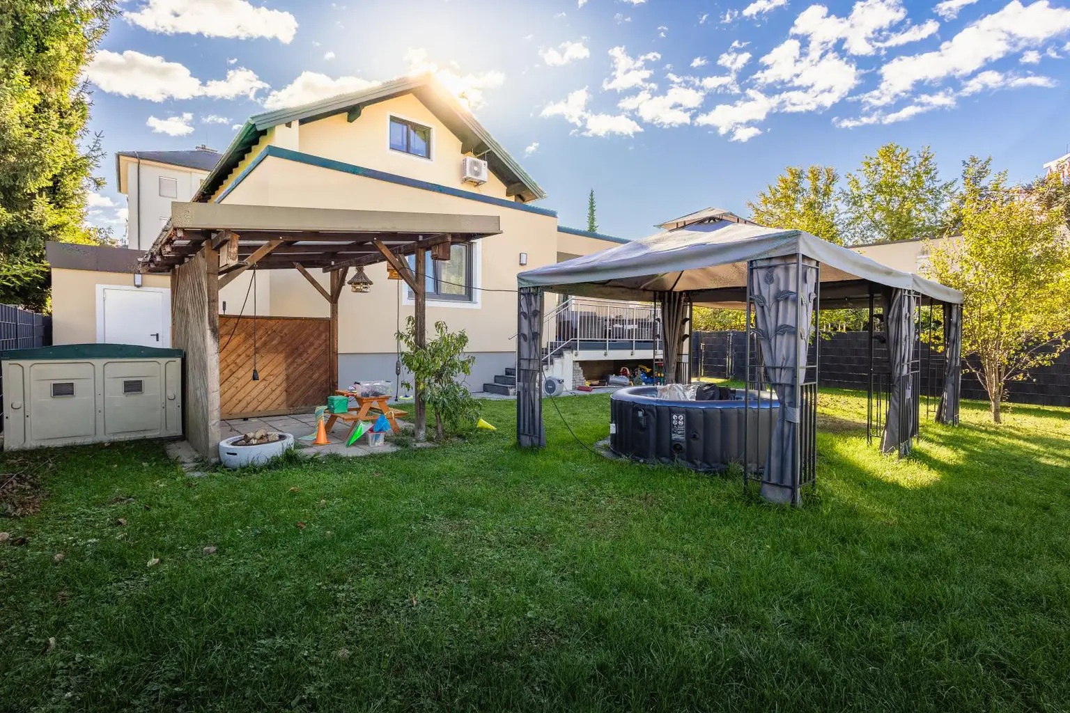 Helle Wohnung mit Terrasse & Garten in Villach