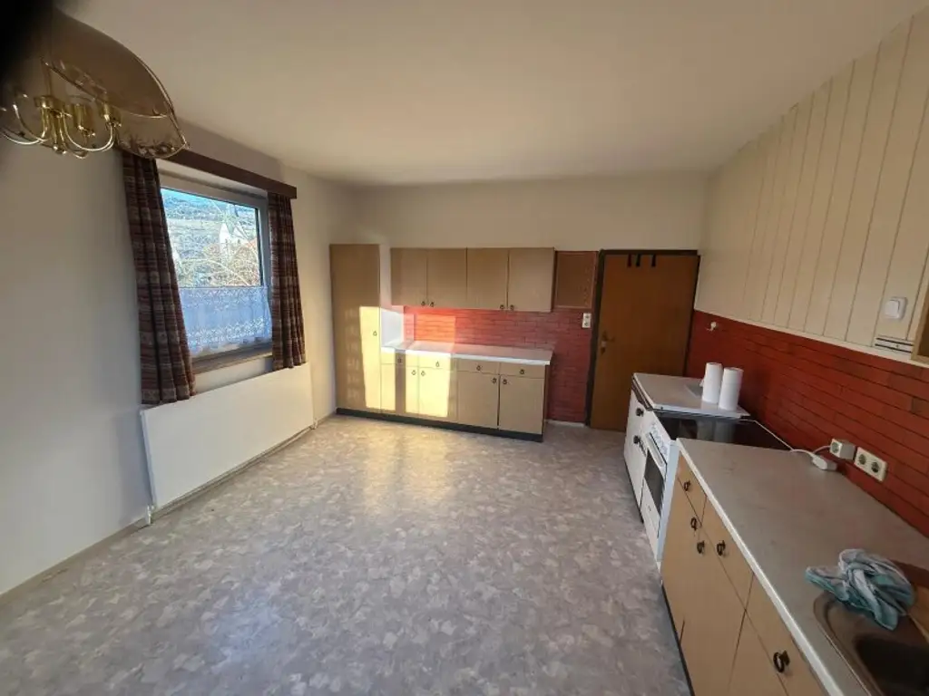 2800 m² Grundstück +  sanierungsbedürftiges  2 Familienhaus nähe des Maltschacher See´s : 5 Zimmer, Garten, Balkon , +120m² Nebengebäude für 349.000 €!