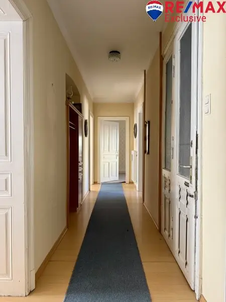 Zeitwandel - Mehrparteienhaus mit Entwicklungspotenzial in Wiener Neustadt!