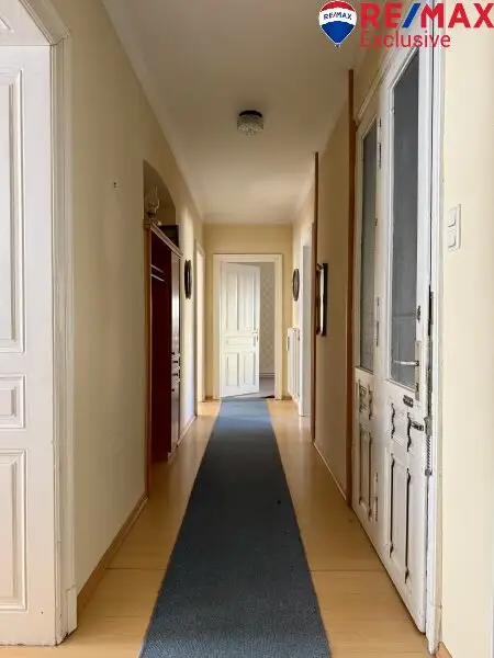 Zeitwandel - Mehrparteienhaus mit Entwicklungspotenzial in Wiener Neustadt!