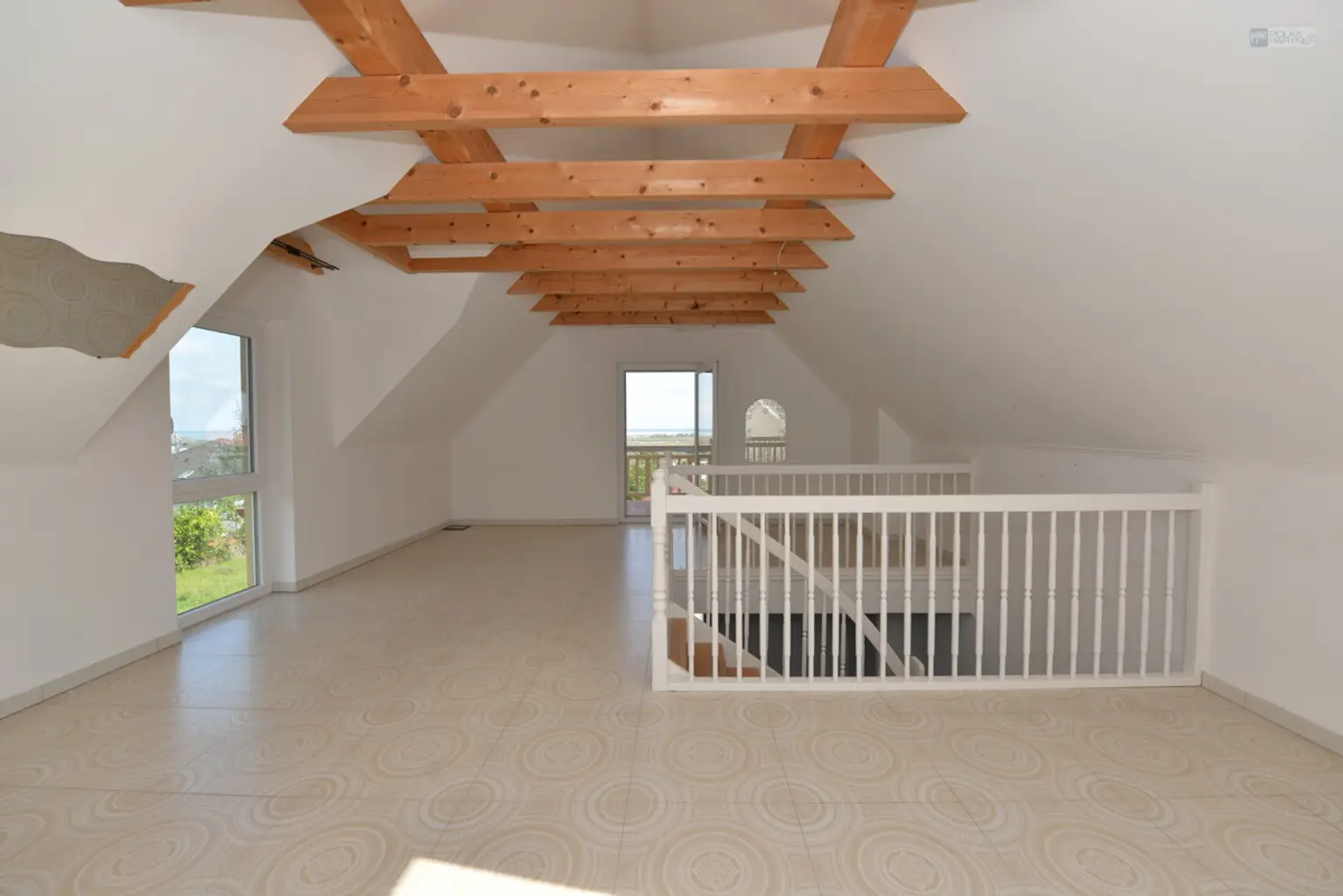 SE(H)ENSUCHT: SIEH DEN SEE!   EINFAMILIENHAUS IN MÖRBISCH MIT SEEBLICK, CARPORT & SOMMERKÜCHE