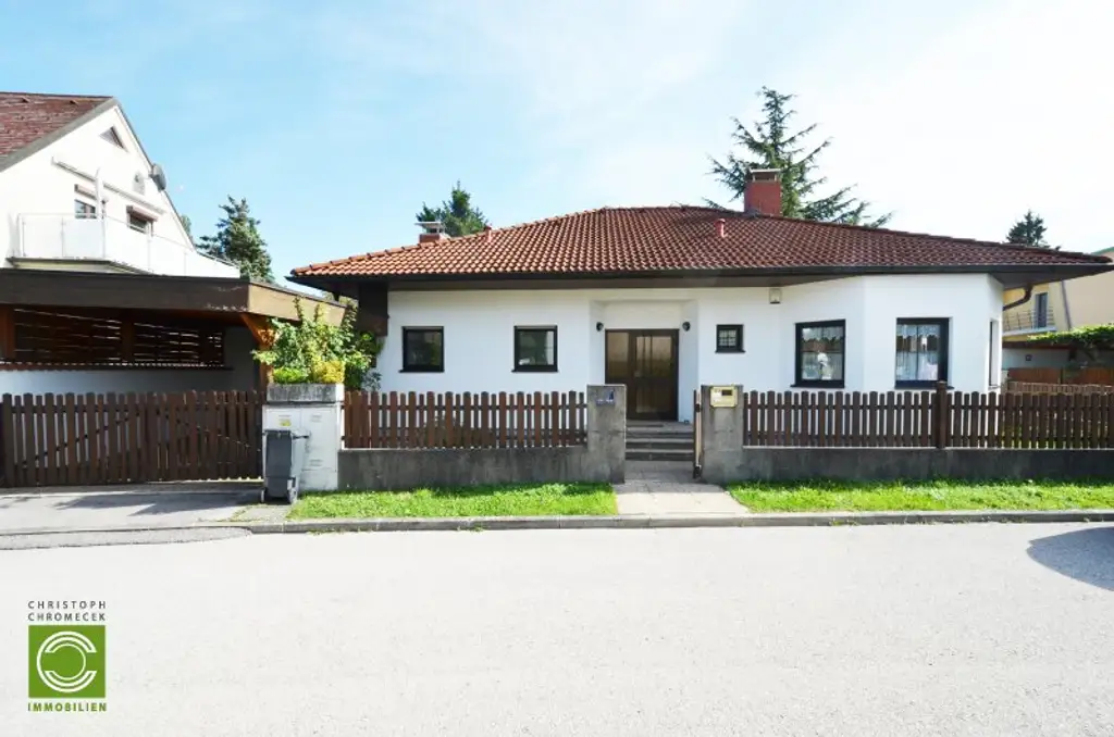 CHRISTOPH CHROMECEK IMMOBILIEN - PERCHTOLDSDORF - Erstklassiger Bungalow auf ruhigem Eckgrundstück!