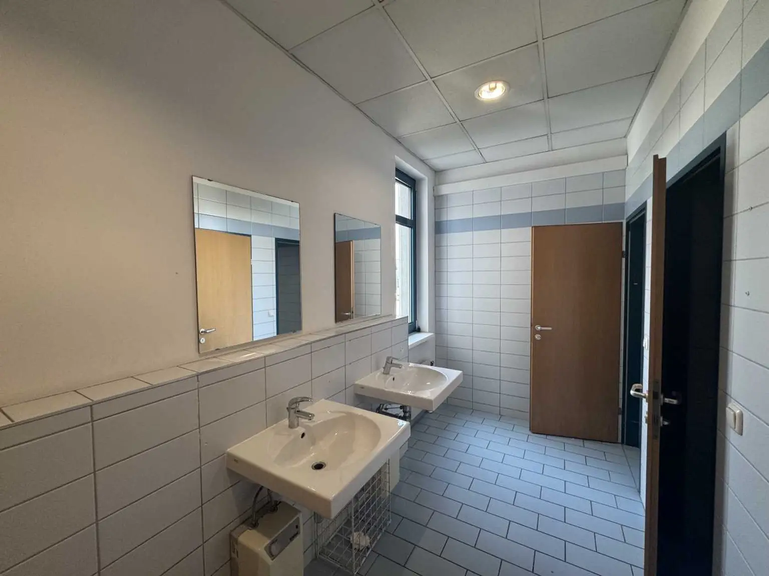 Flexible Büro- und Lagerflächen  zur MIETE!