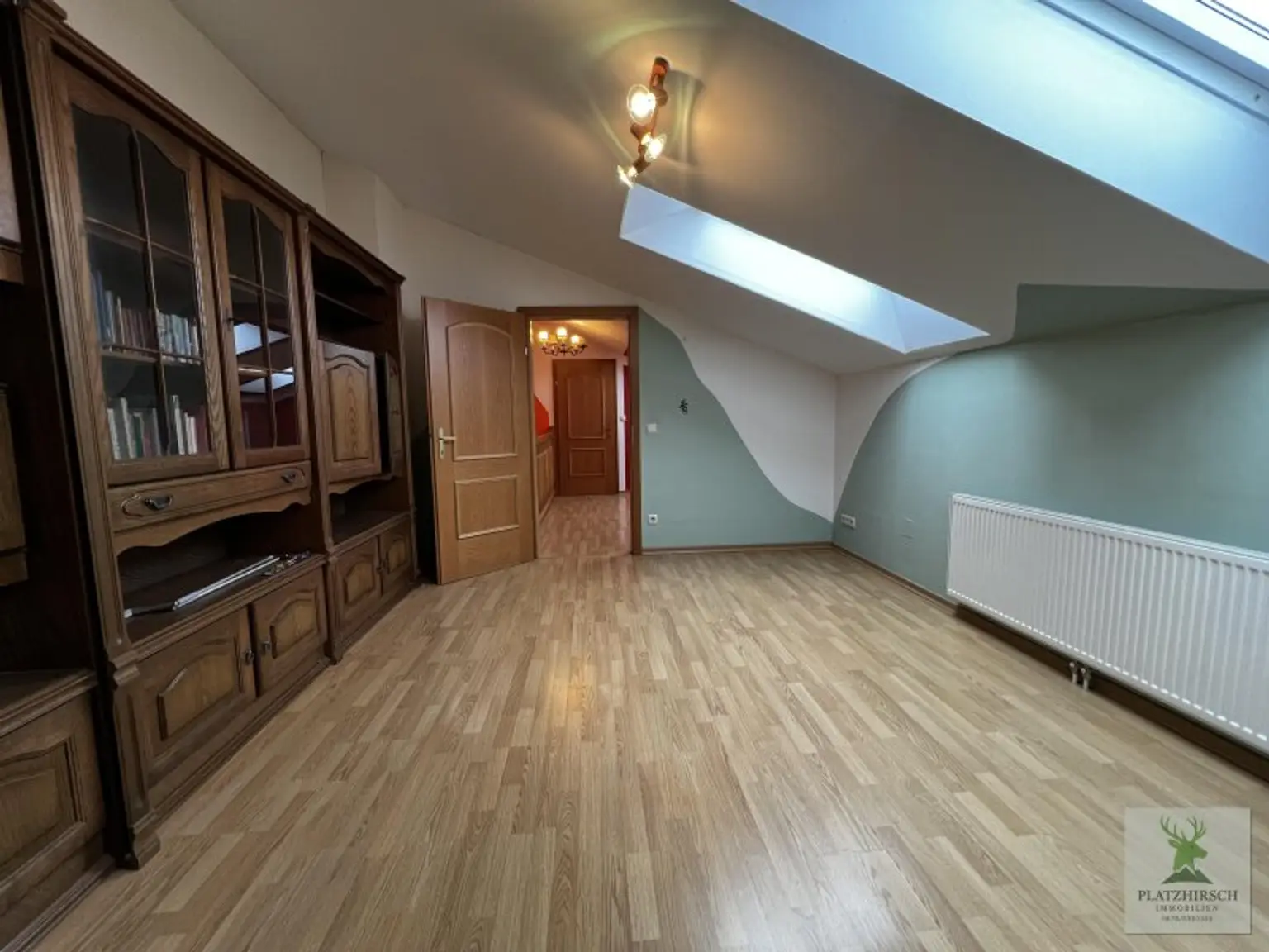 Einzigartiges Liebhaberobjekt mit toskanischem Flair, riesigem Garten, herrlichem Wintergarten, in Prottes - 35 Min von Wien - 8 Minuten von Gänserndorf